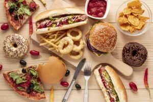 Médico explica o que muda com nova recomendação da OMS para consumo de gordura, açúcar e carboidratos
